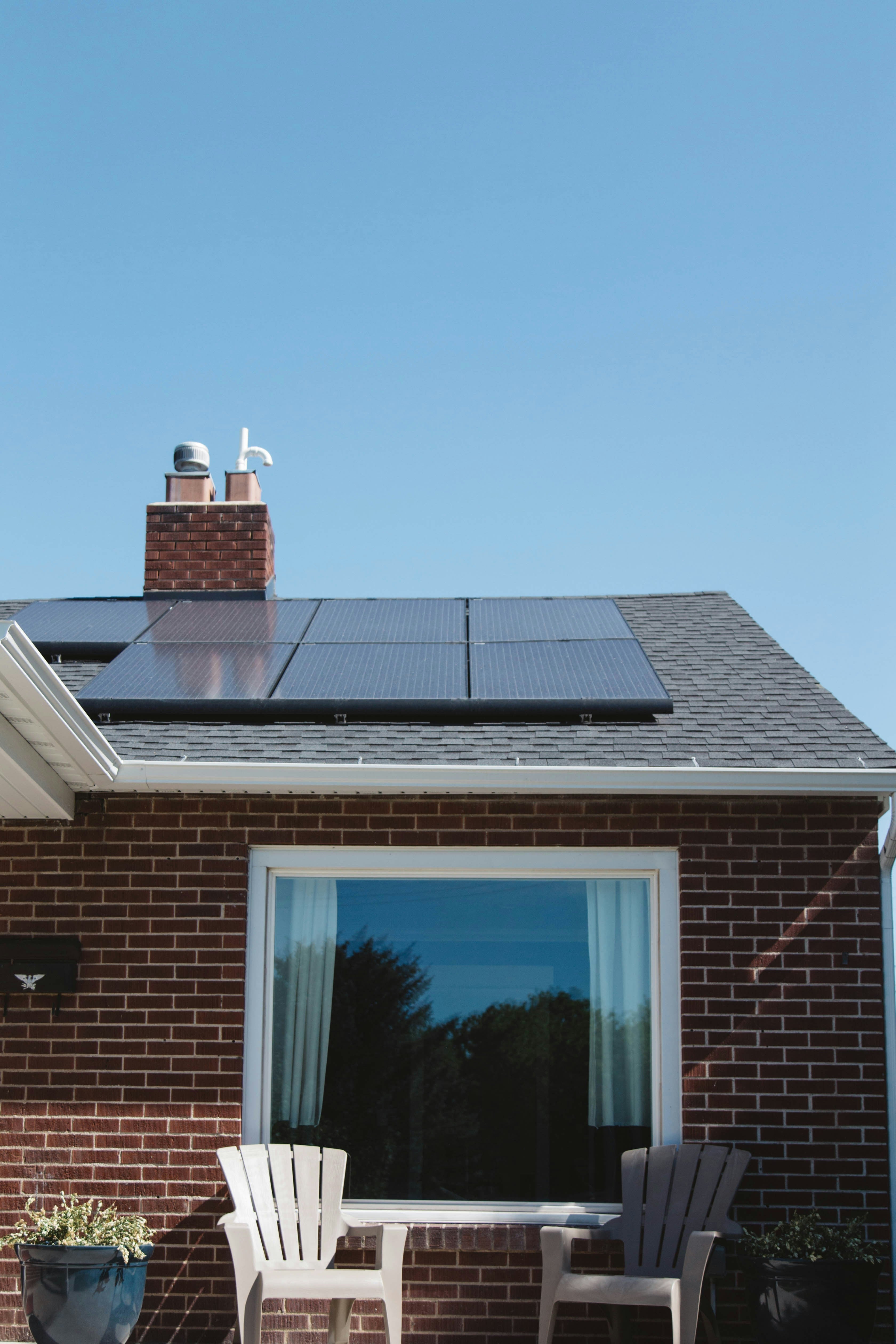Solar Inverters Explained: Types, WiFi Monitoring & Use Cases